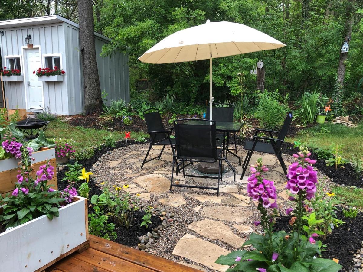 Cozy Cottage Retreat Lambton Shores 외부 사진