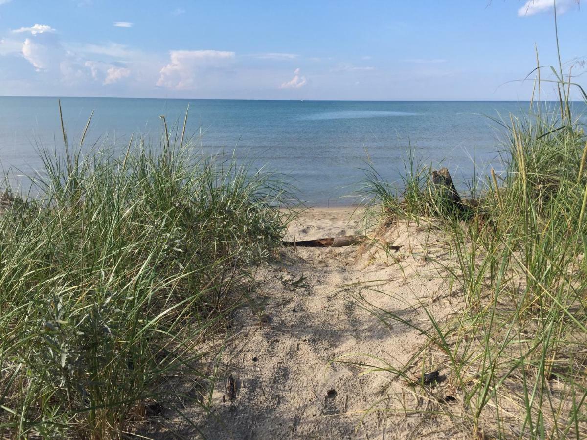 Cozy Cottage Retreat Lambton Shores 외부 사진